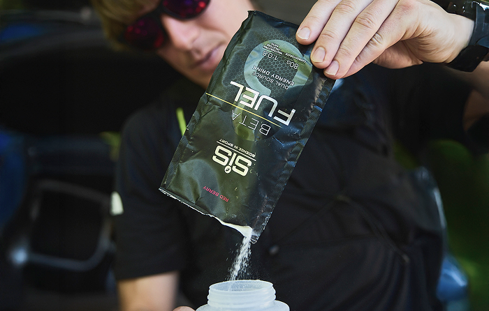 josh wade pouring SIS fuel before race